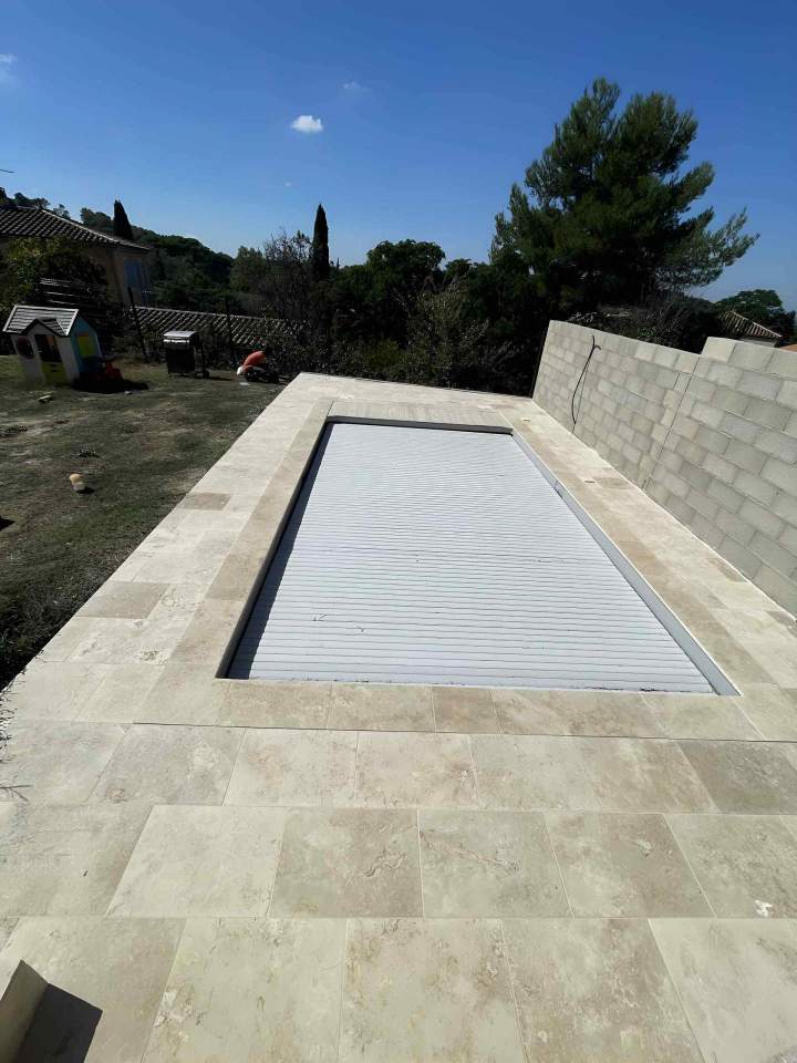Pose de carrelage extérieur Nîmes